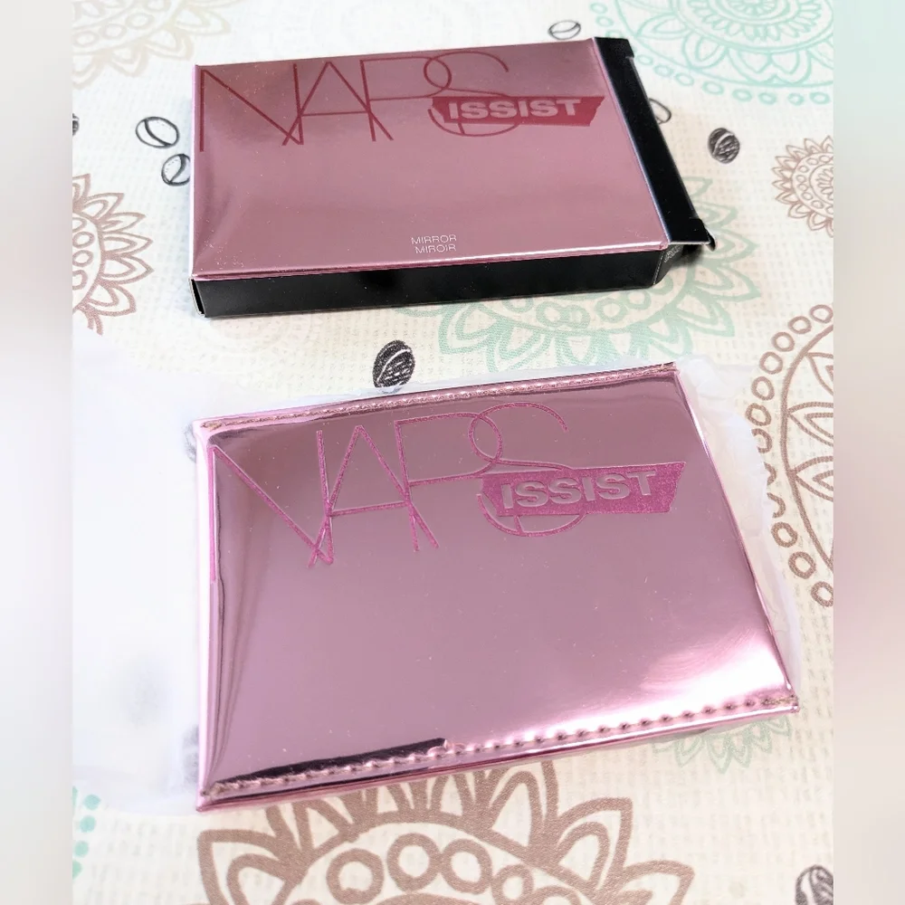 NARS Narcissist limited edition travel mirror